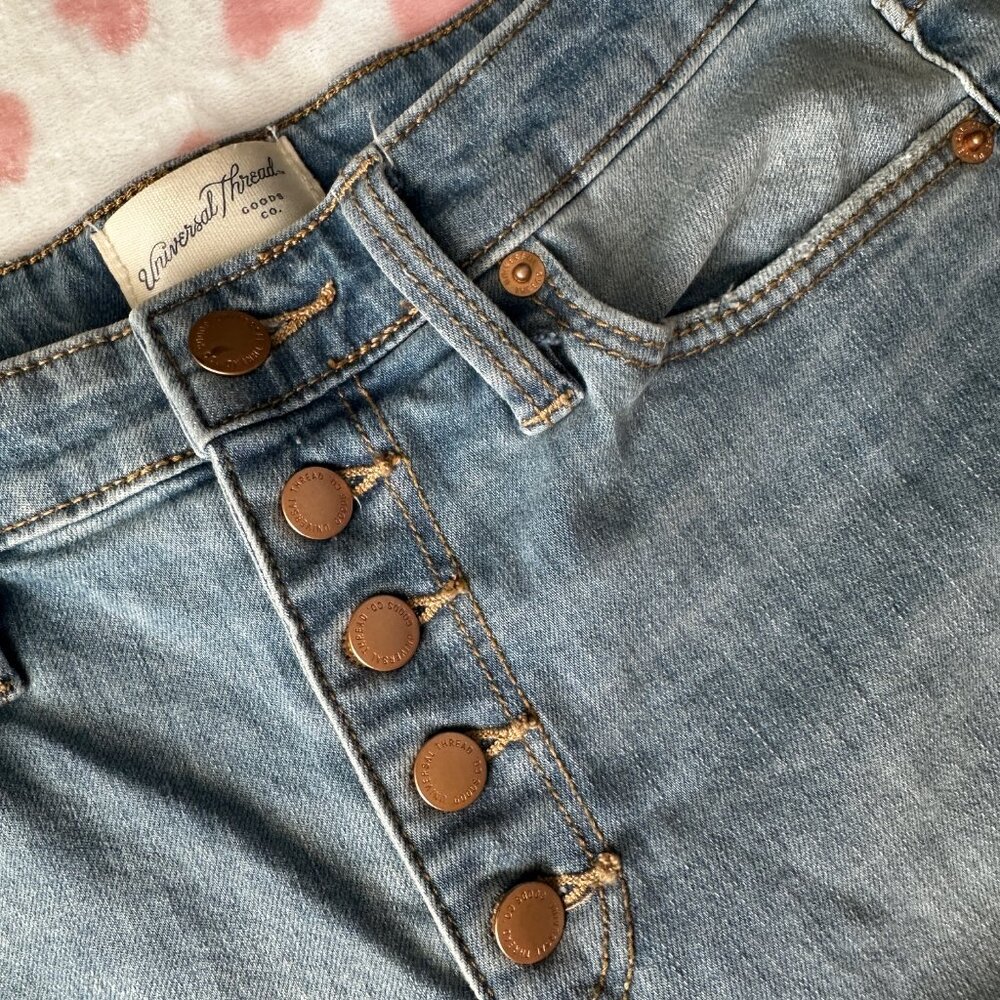 Universal Thread Jeans - Picture 4 of 6